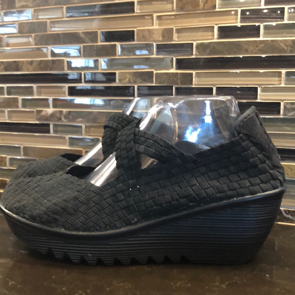 BM Bernie Mev. Black woven elastic stretchy wedge